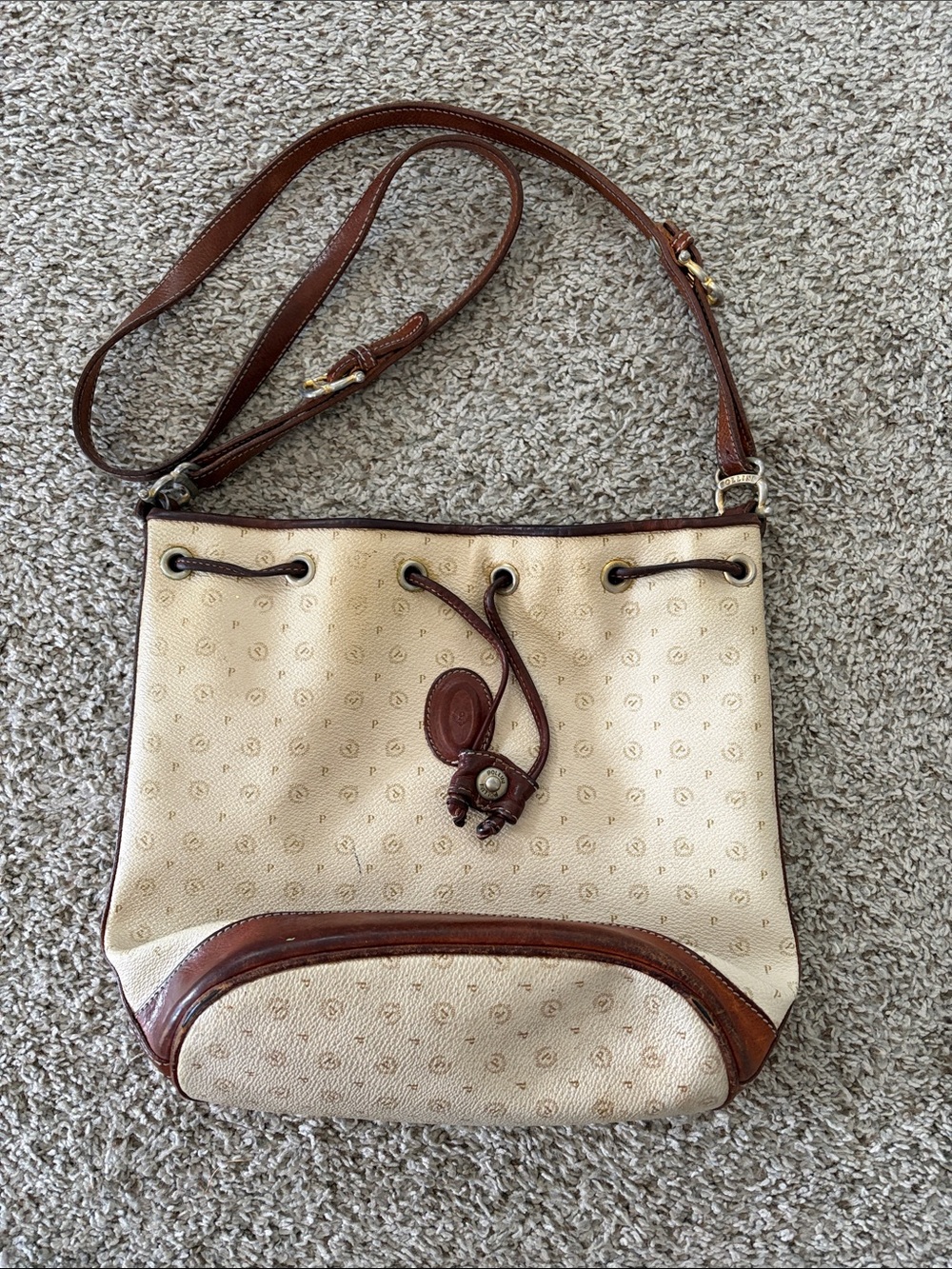 Vintage Pollini Cream and Brown Crossbody Drawstring Tote